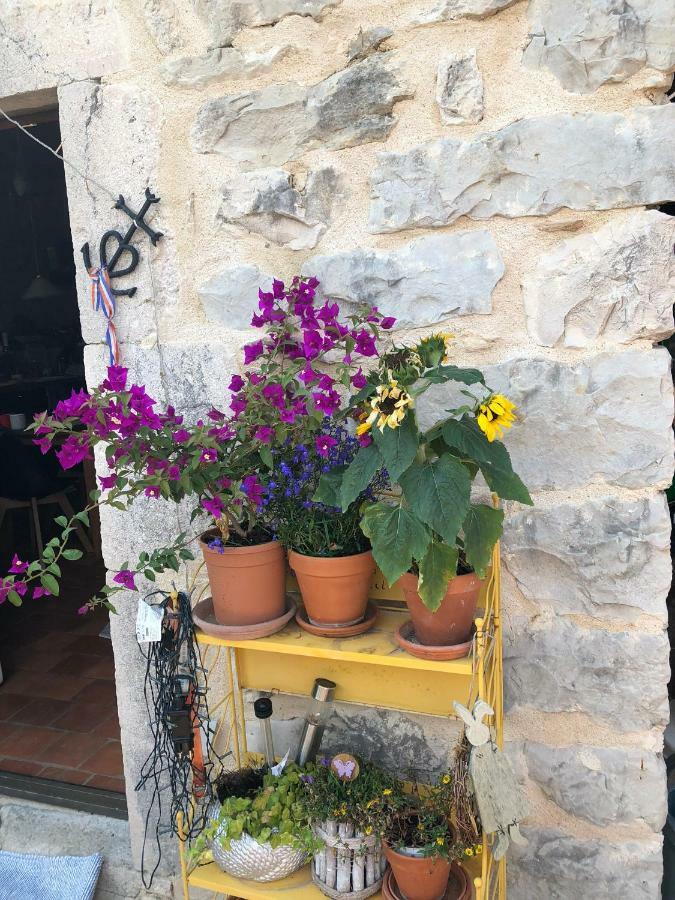 La Petite Maison En Pierres Gras Exterior foto