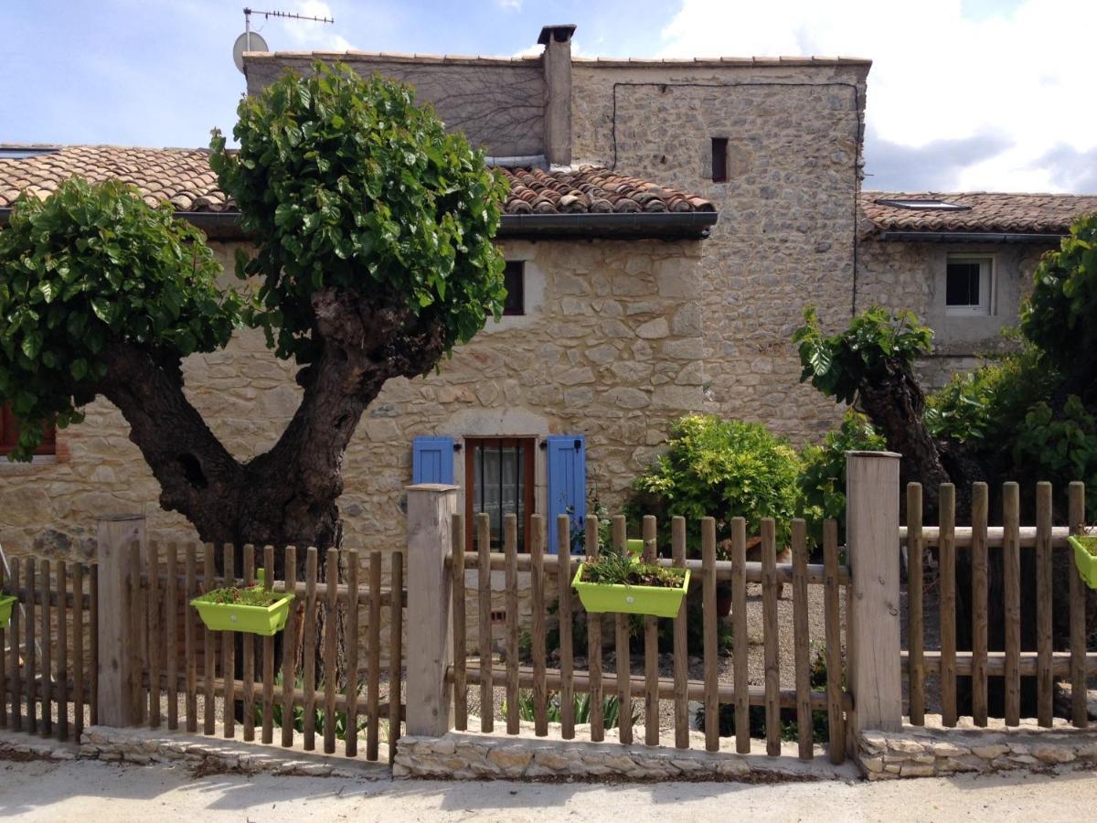 La Petite Maison En Pierres Gras Exterior foto